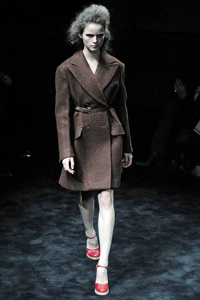 Look 2